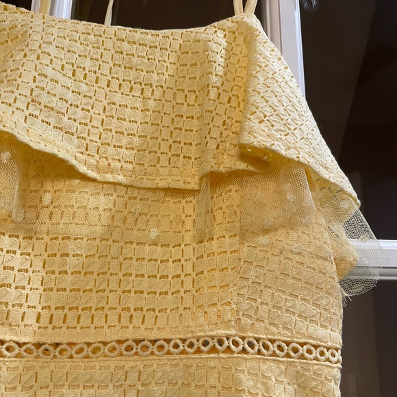 HP🌸🌼 J.O.A. | Lace Detail Ruffle Hem Dress. XS. Yellow. Multi Textured Lace. - Picture 5 of 12